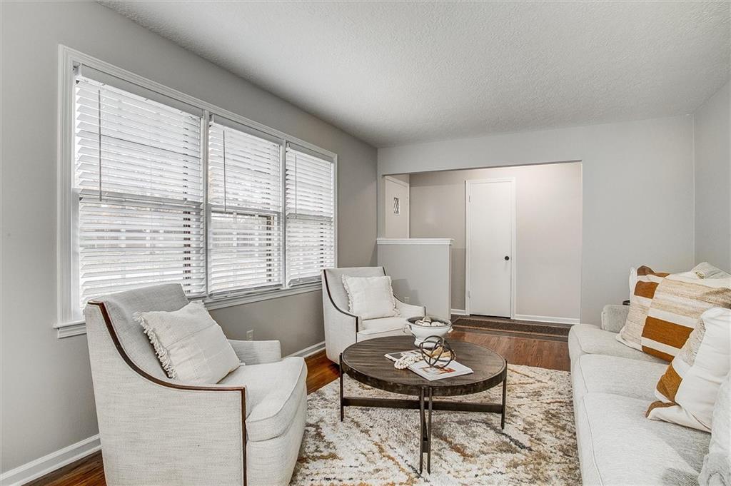 15513 E 45th Place