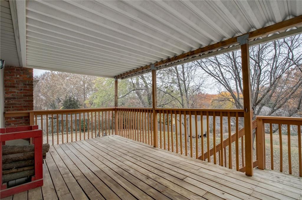 15513 E 45th Place