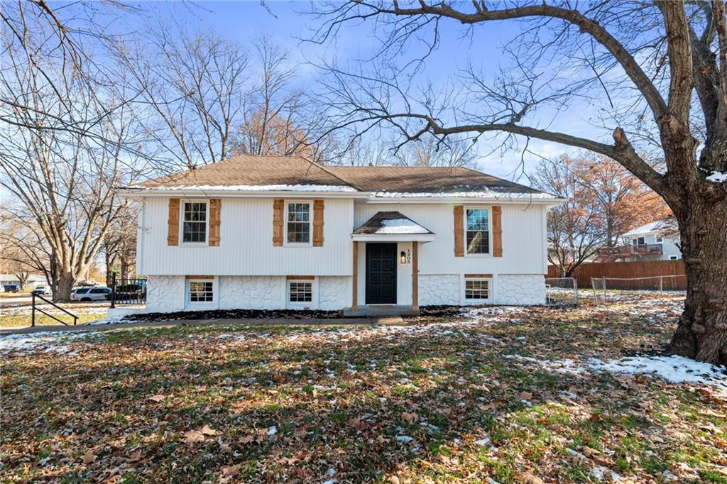 1205 SE 3rd Terrace
