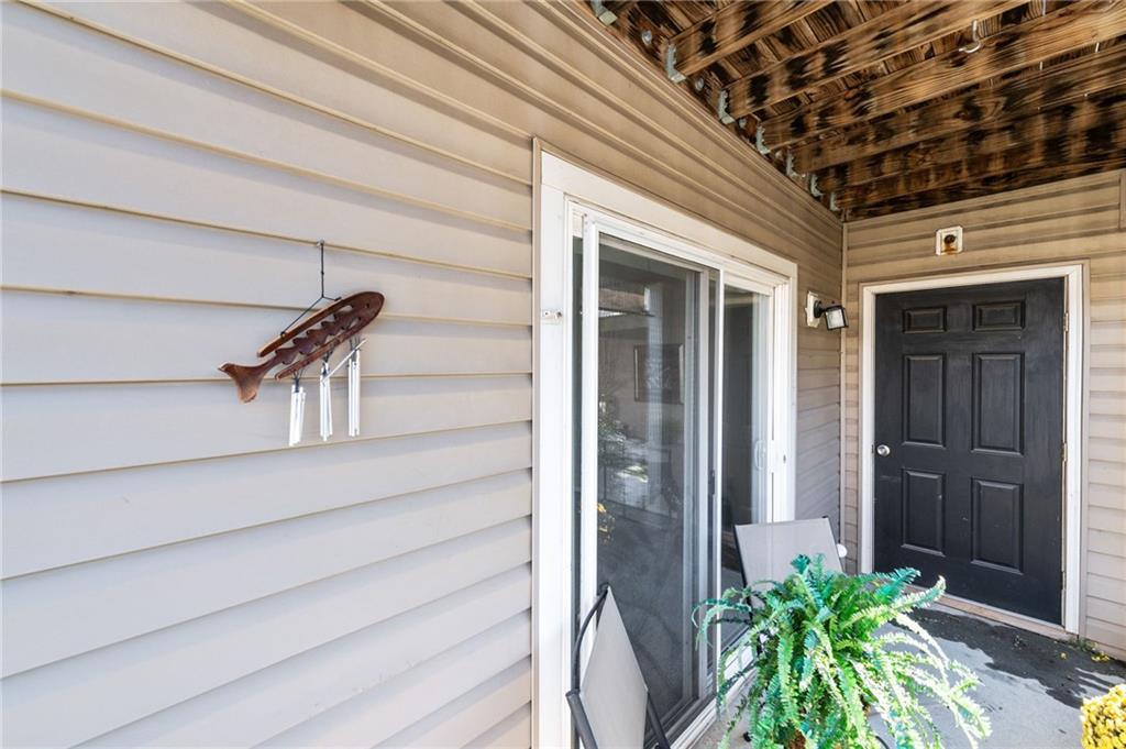 8111 N Lawndale Avenue Unit: 1D