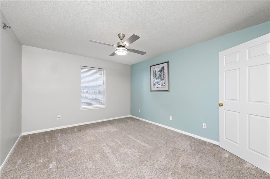 8111 N Lawndale Avenue Unit: 1D
