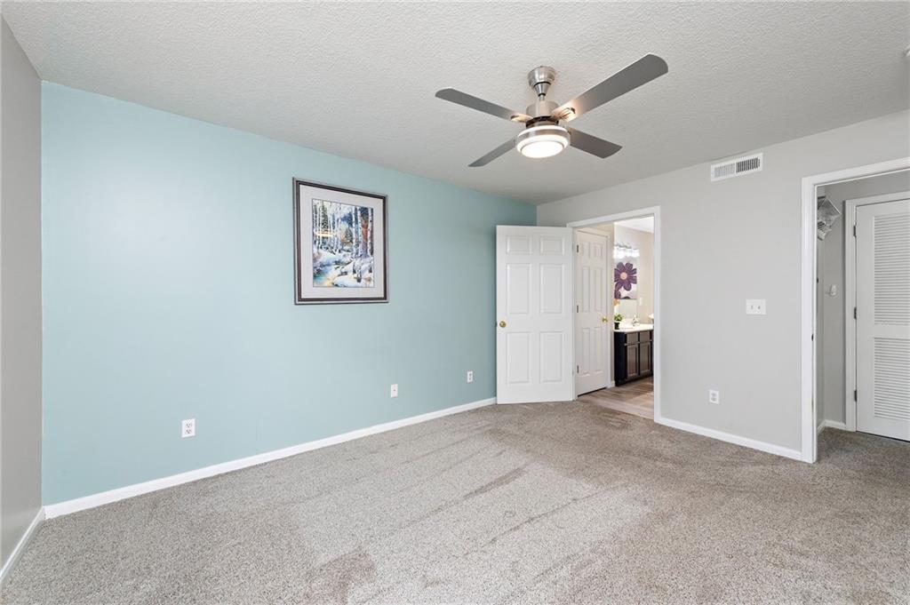 8111 N Lawndale Avenue Unit: 1D