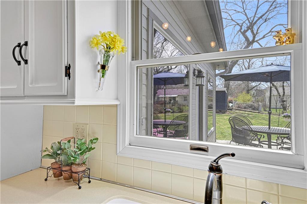205 NE 44th Street
