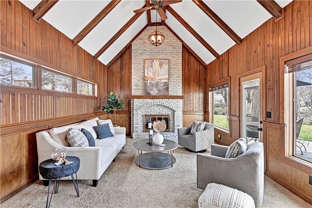 205 NE 44th Street