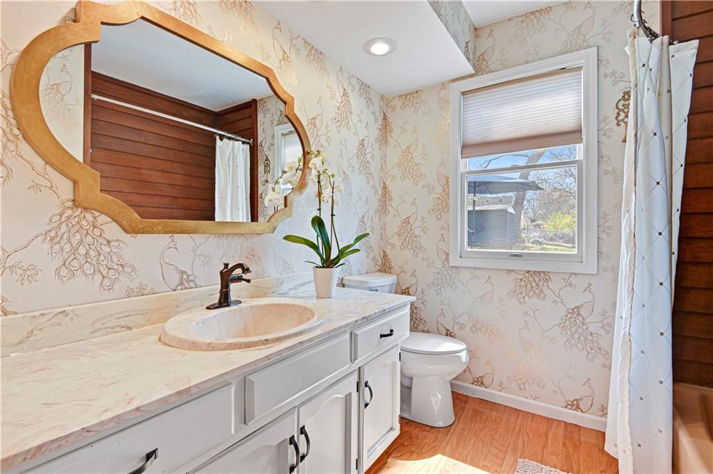 205 NE 44th Street