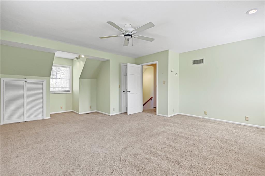 205 NE 44th Street