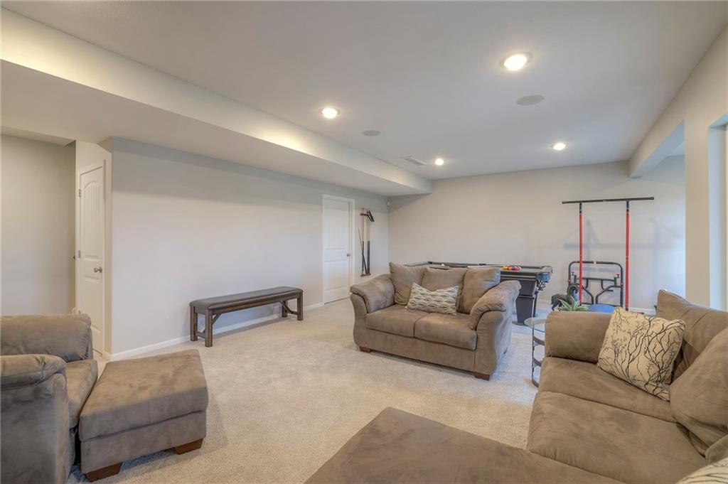 1413 NW Maple Drive