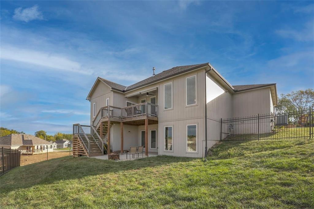 1413 NW Maple Drive