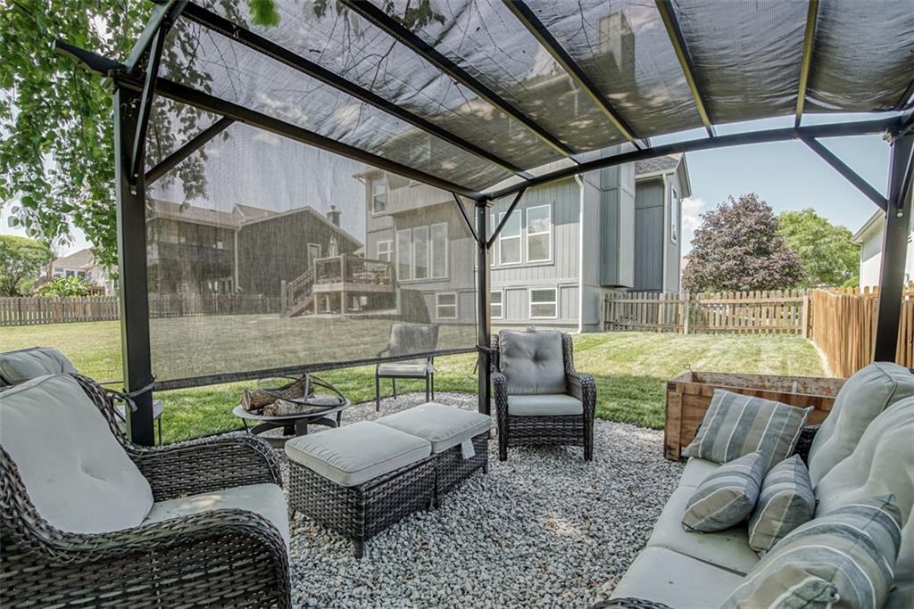 313 SW Seagull Street