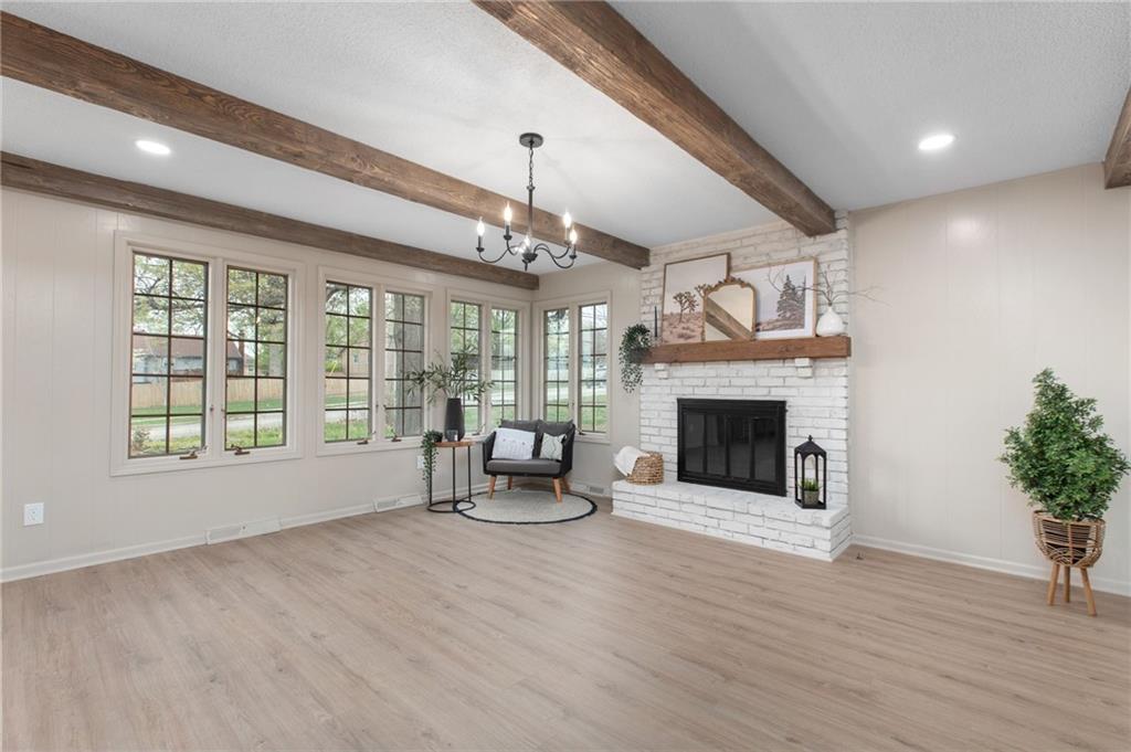 501 Cromwell Court