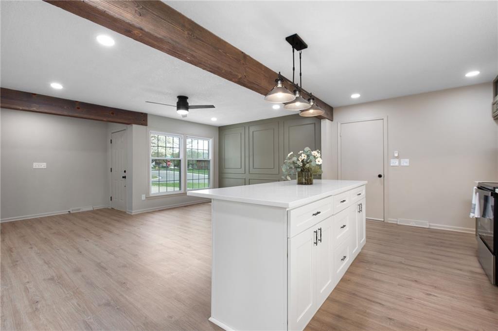 501 Cromwell Court