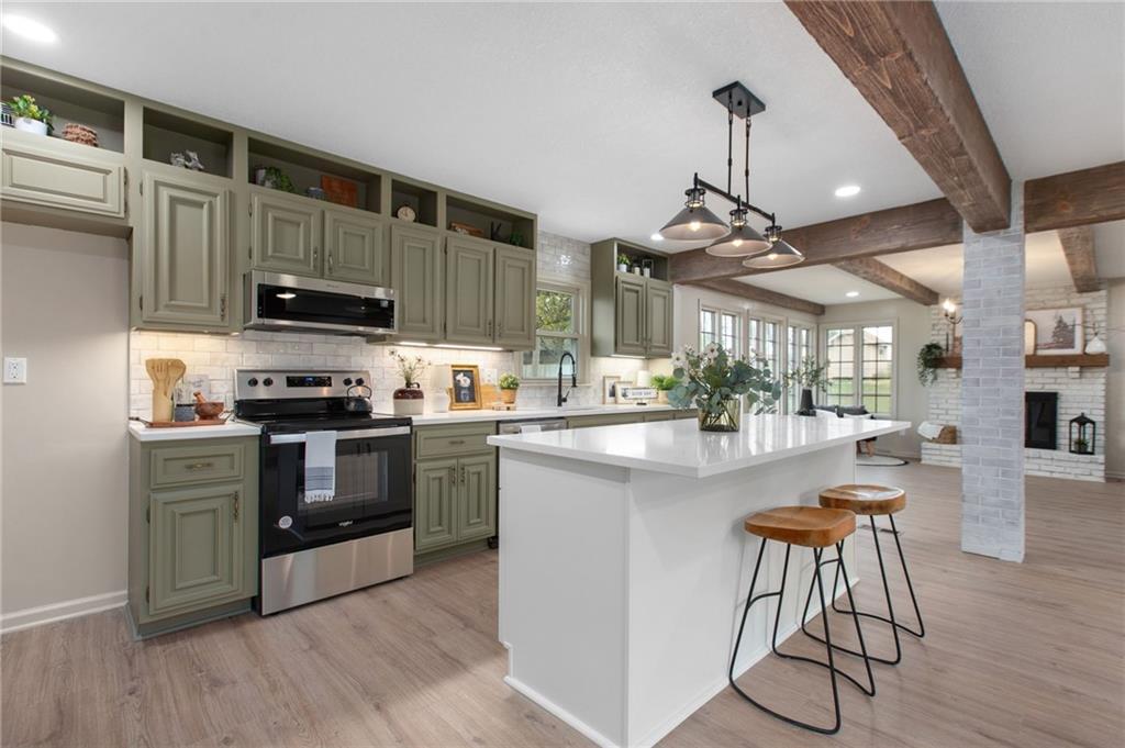 501 Cromwell Court