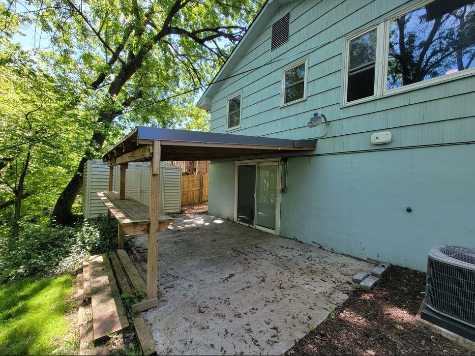 9812 E 51 Terrace