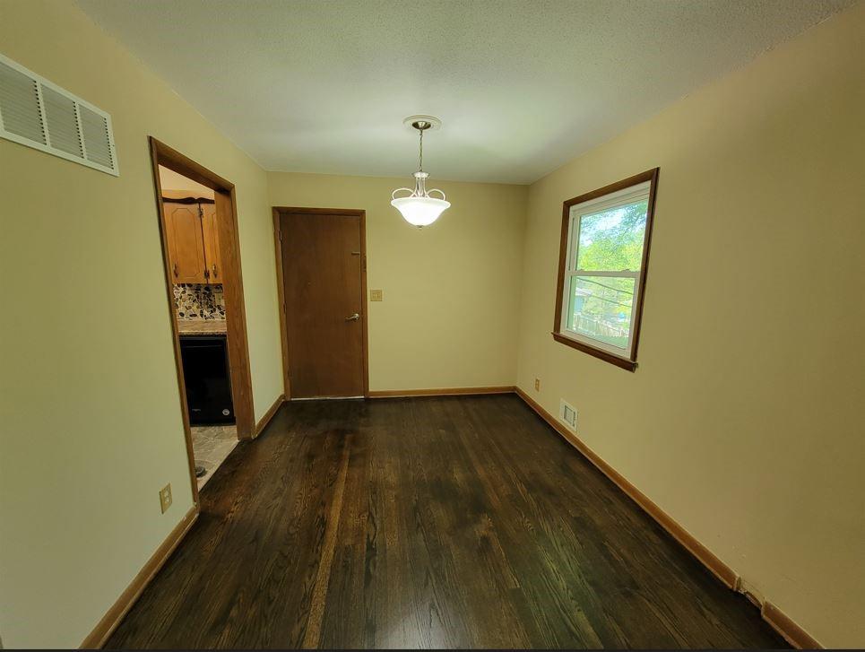 9812 E 51 Terrace