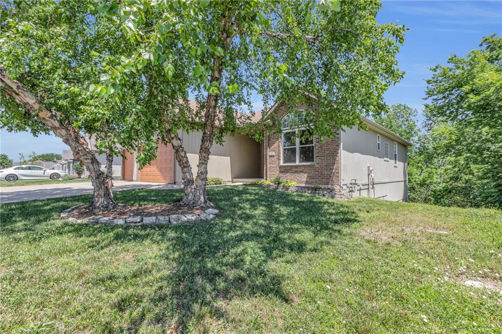 825 OLD PAINT Road