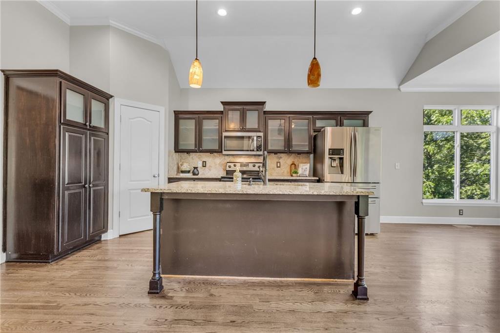 825 OLD PAINT Road