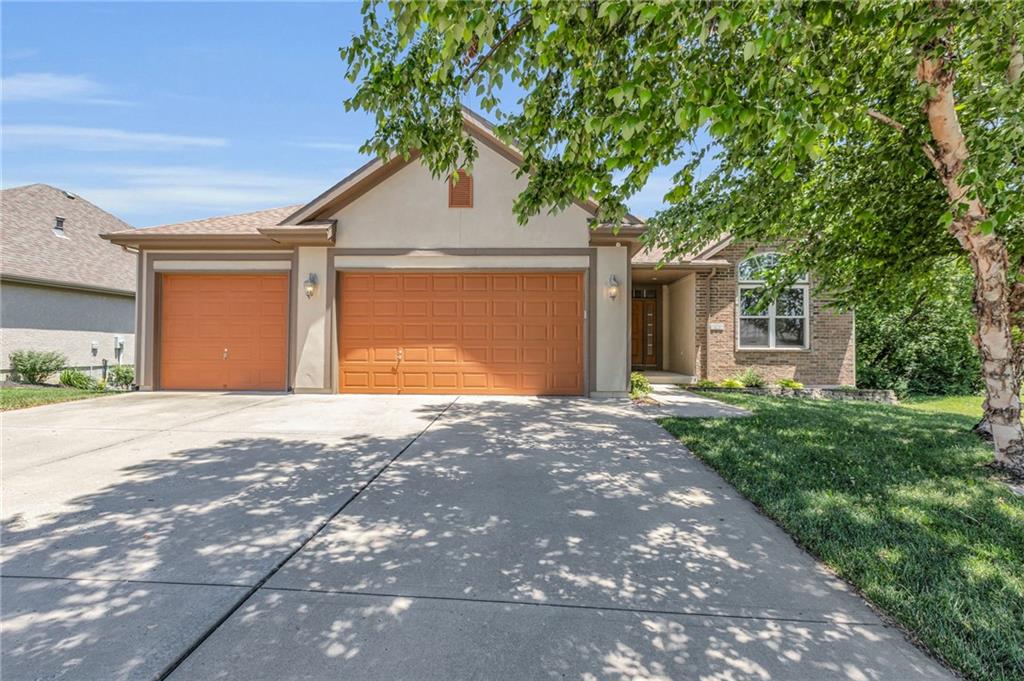 825 OLD PAINT Road