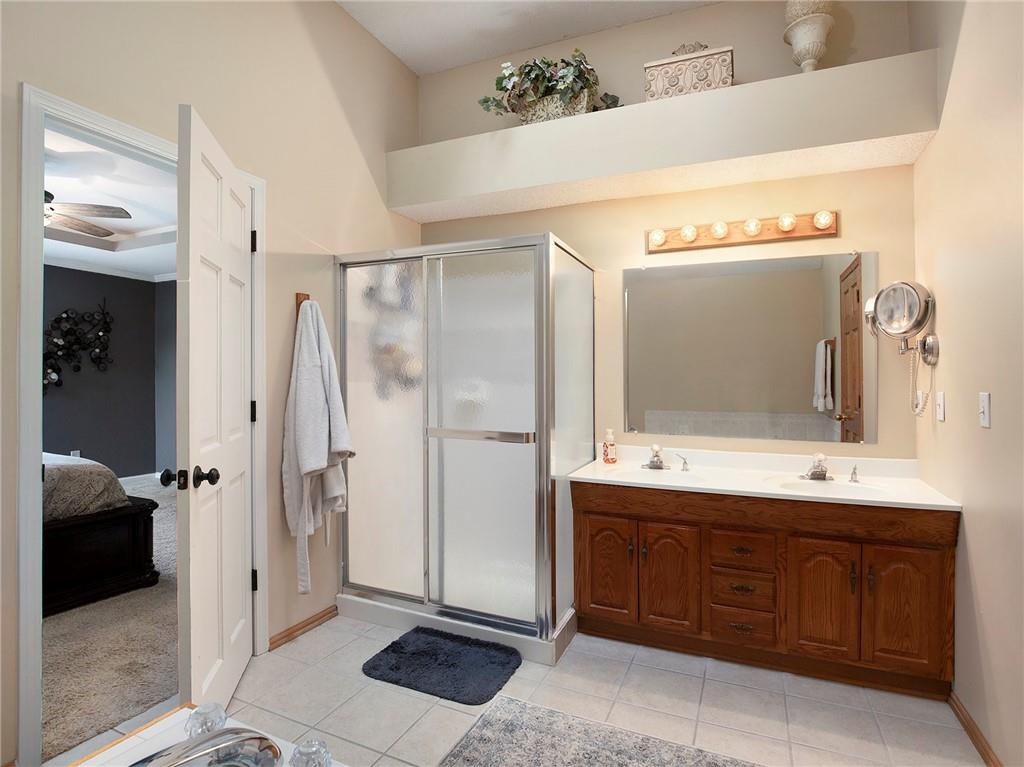 3904 SW Windjammer Court