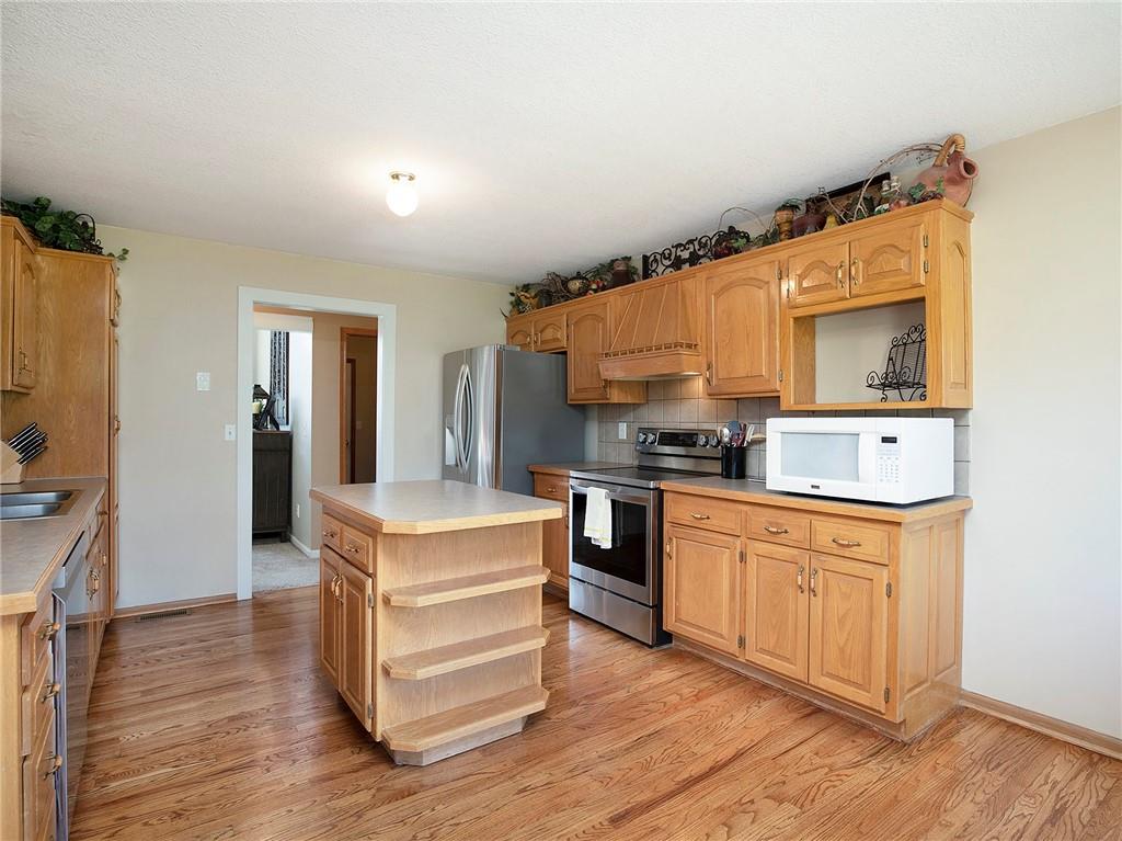 3904 SW Windjammer Court