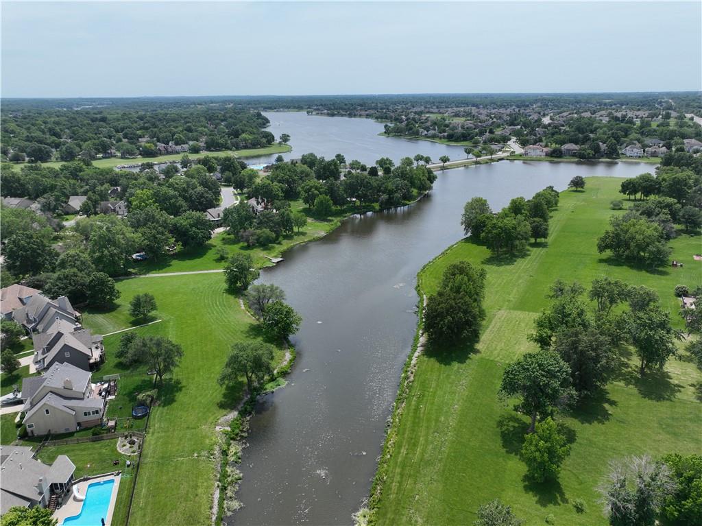 3904 SW Windjammer Court