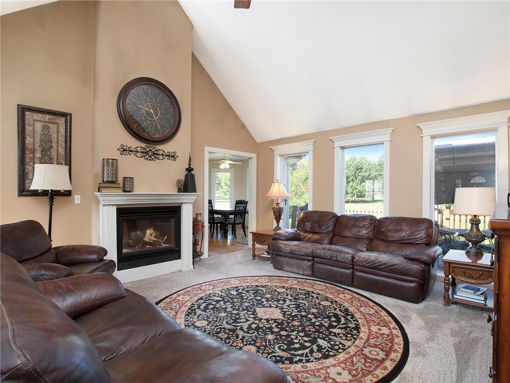 3904 SW Windjammer Court