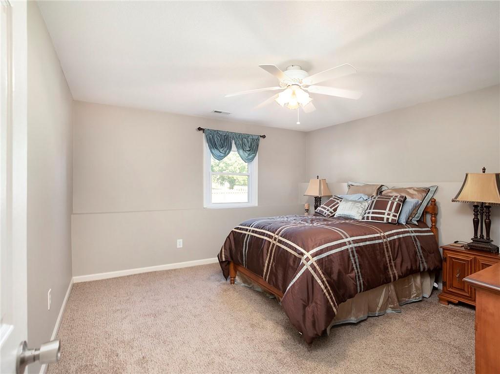3904 SW Windjammer Court