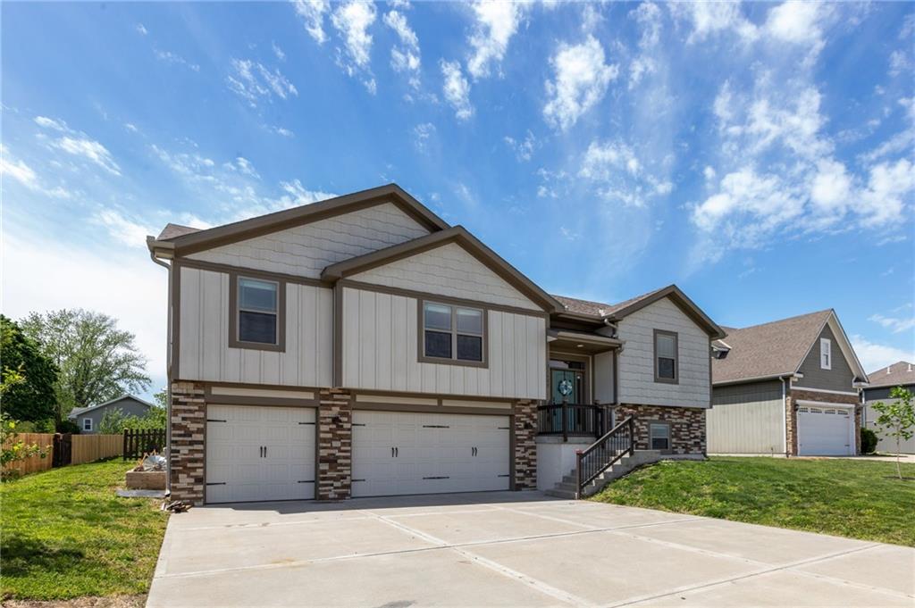 22620 Farm Road