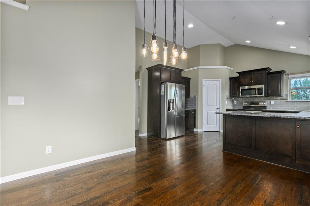 22620 Farm Road