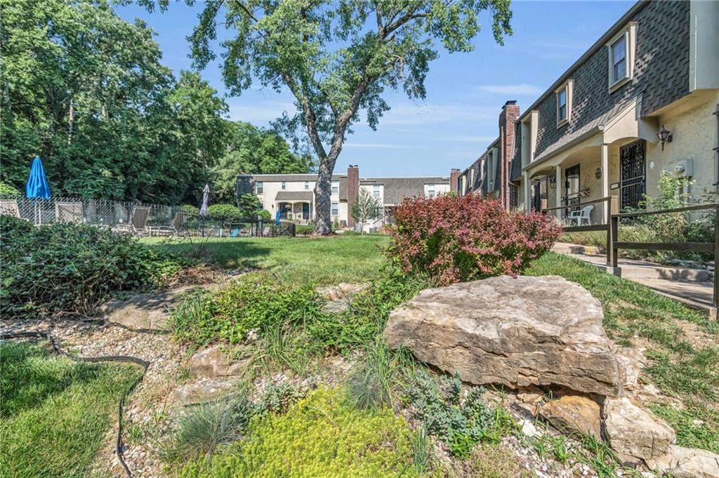 101 W Bannister Road