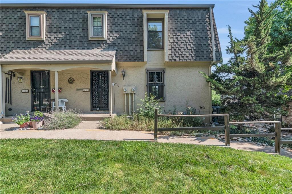 101 W Bannister Road