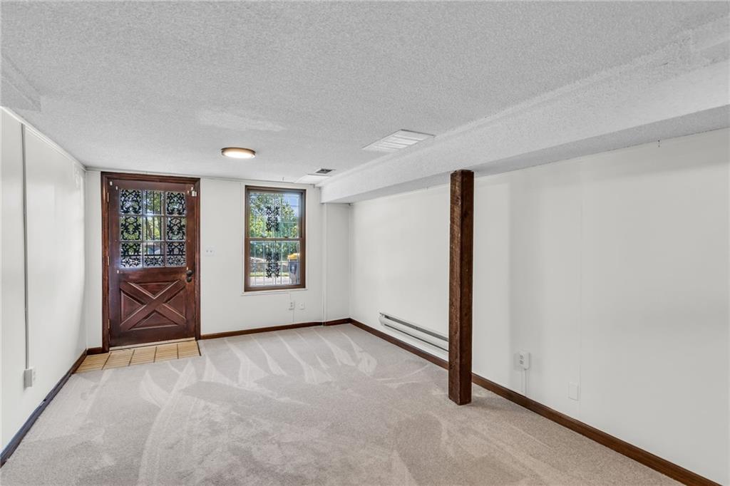101 W Bannister Road