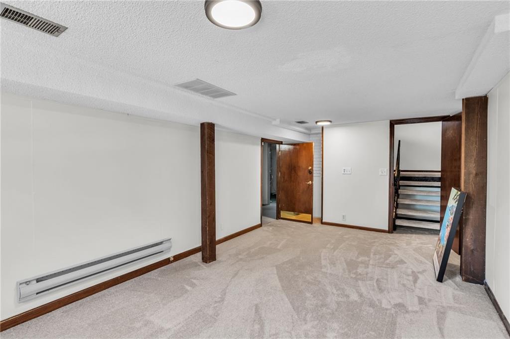 101 W Bannister Road