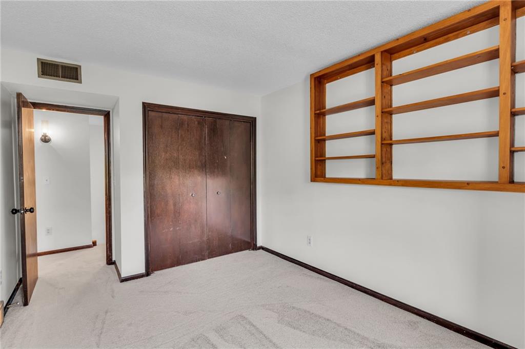 101 W Bannister Road