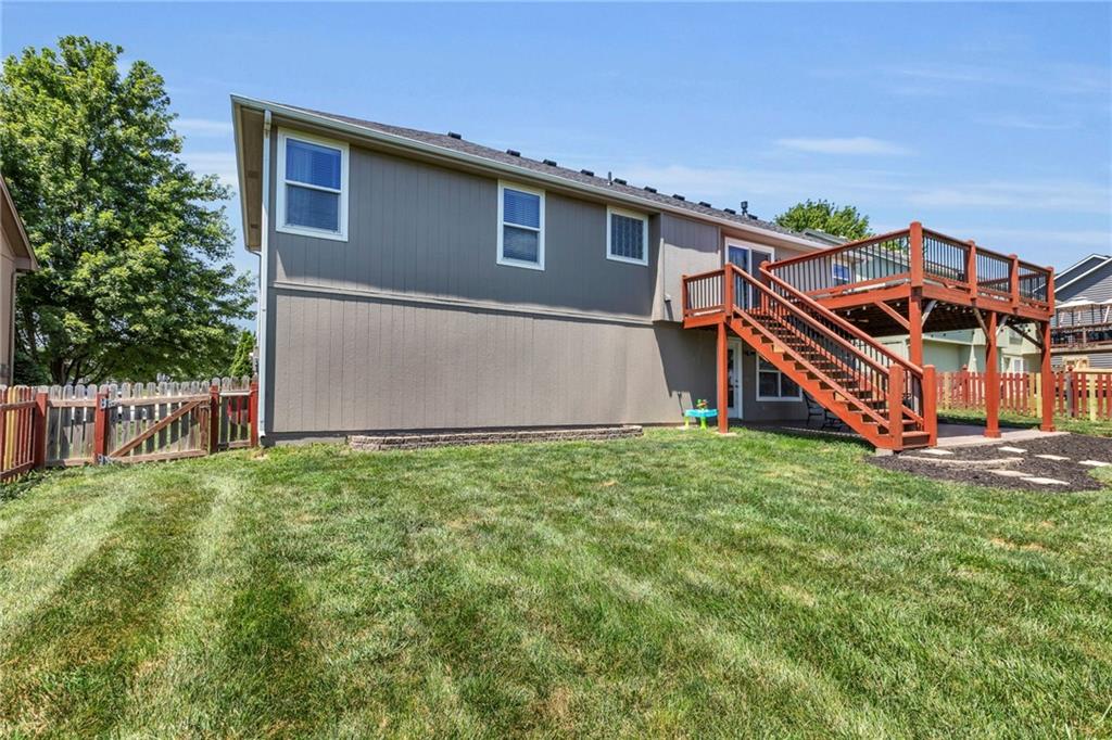 1304 NW Sycamore Drive