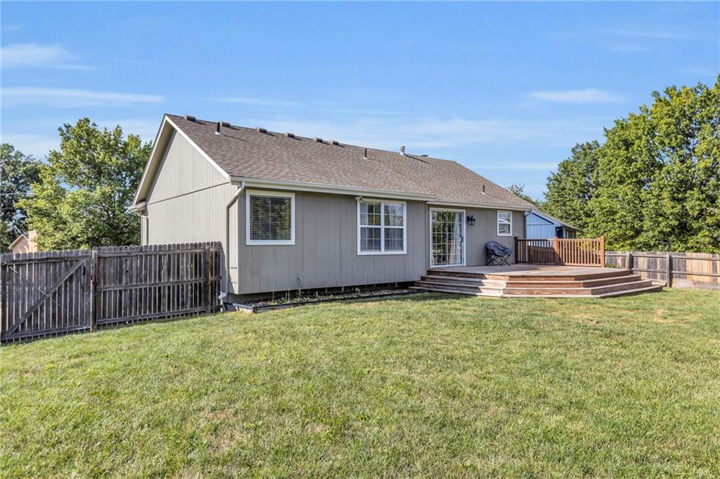 905 SW Daney Court