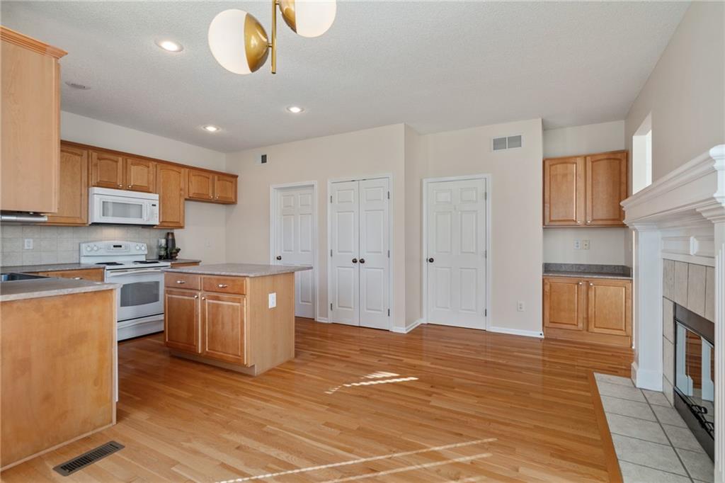 14445 W 139th Place