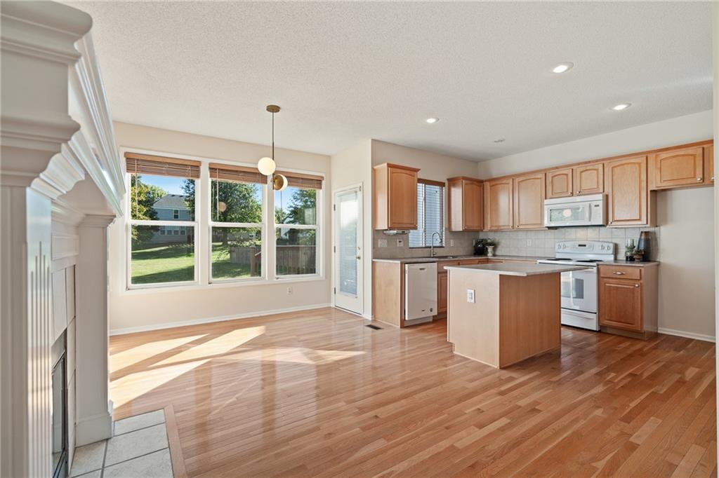 14445 W 139th Place