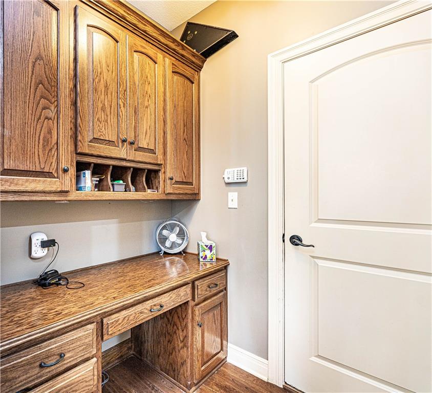 4429 NE Shadow Valley Circle