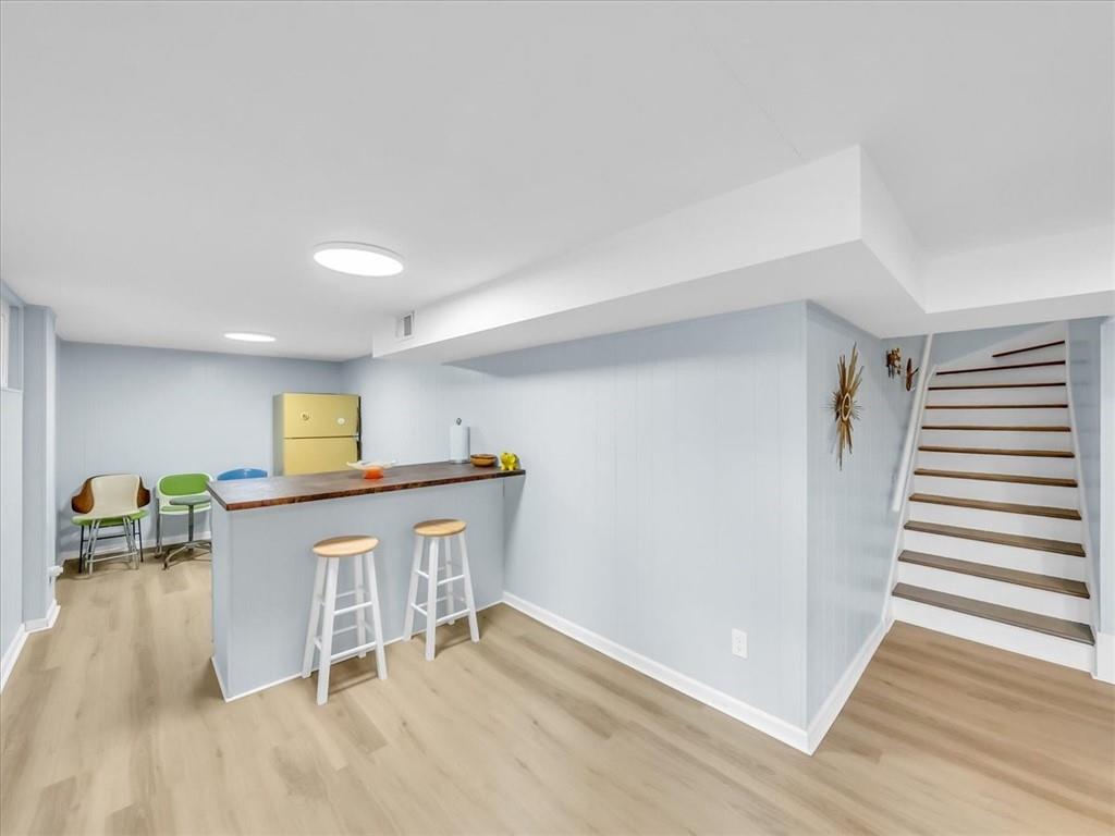 207 SE Noeleen Lane