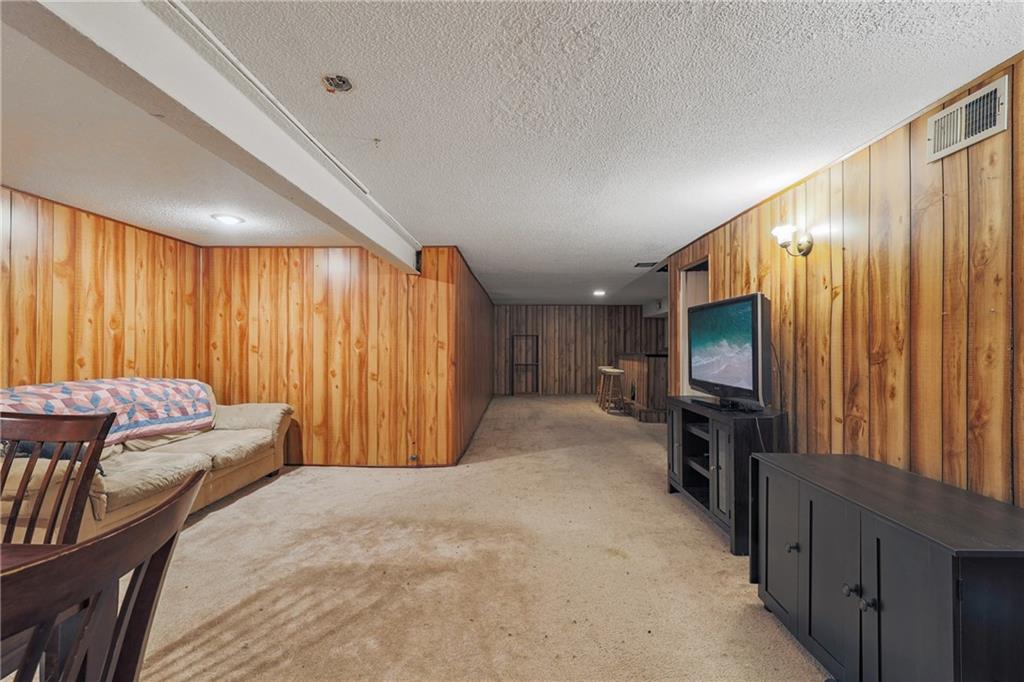 10702 NW 58th Street