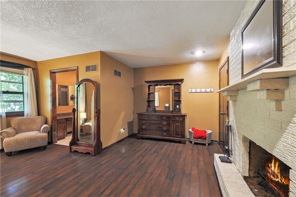 10702 NW 58th Street