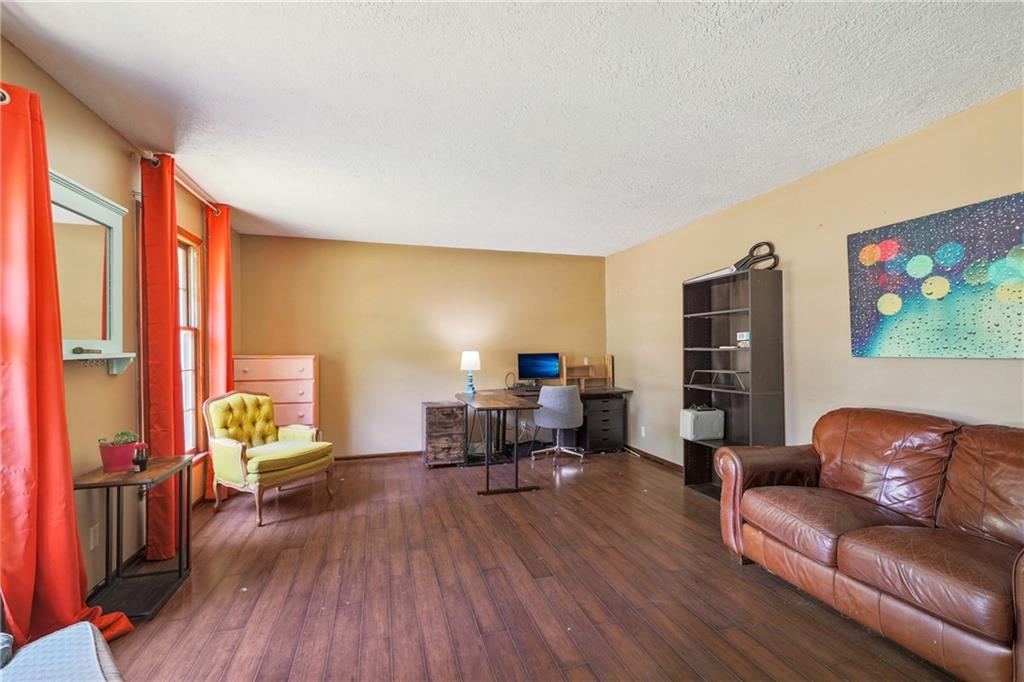 10702 NW 58th Street