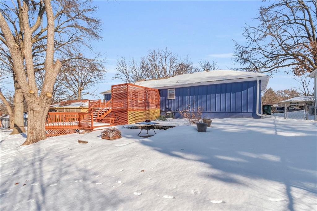 5604 Manning Avenue