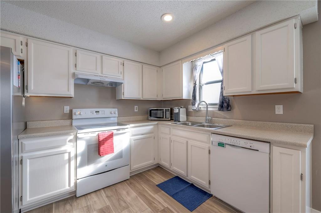 805 BobWhite Drive