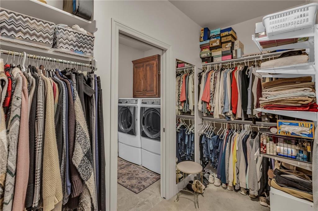 1850 NE Park Ridge Drive