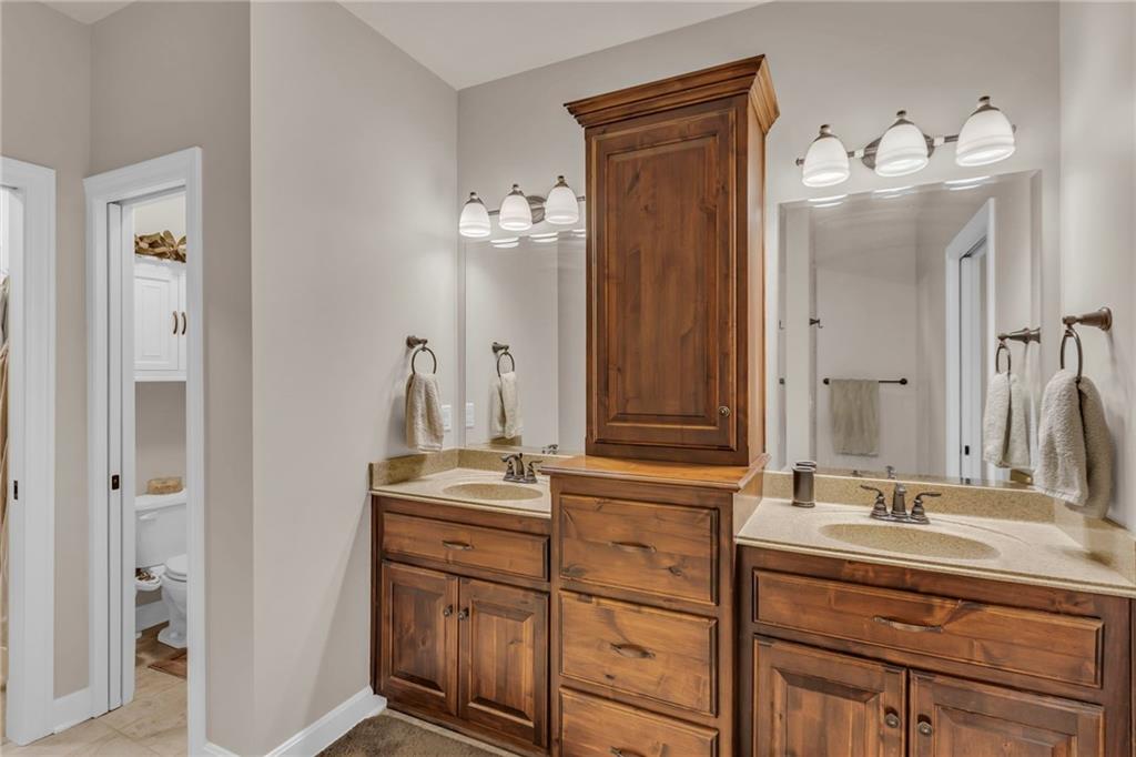 1850 NE Park Ridge Drive