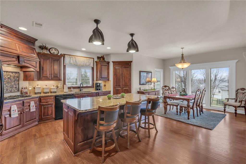 1850 NE Park Ridge Drive