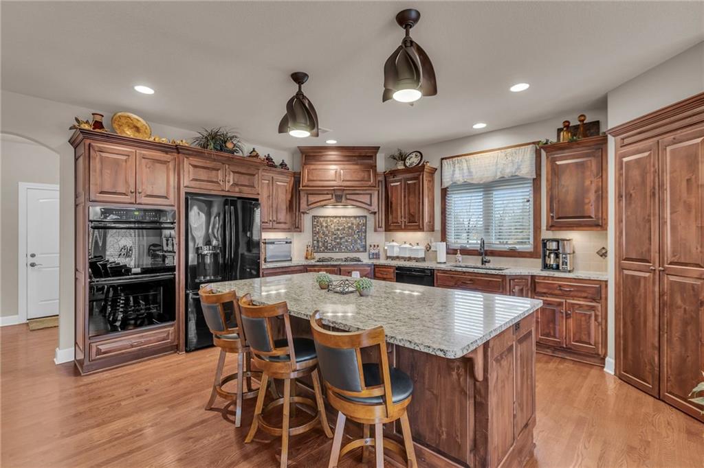 1850 NE Park Ridge Drive