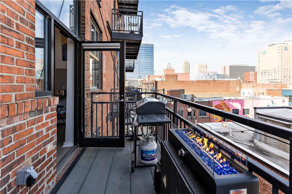 1535 Walnut Street Unit: 504