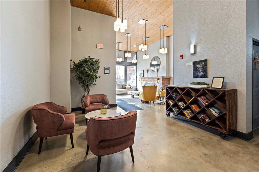 1535 Walnut Street Unit: 504